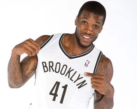 特奥：进球数超偶像马尔蒂尼令人难以置信 我会坚持不懈继续为米兰贡献进球