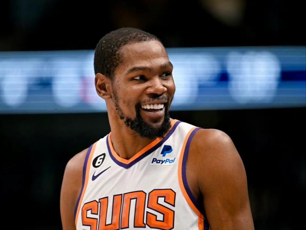 刘翔再婚多年无子，前妻爆料引发热议.