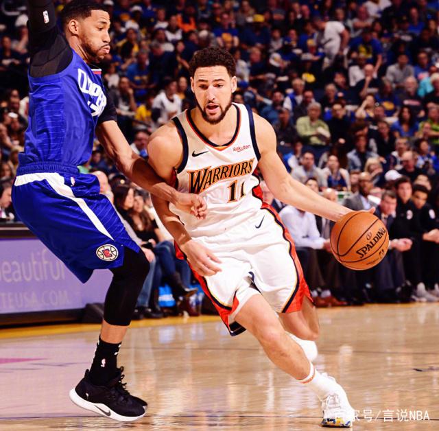 他们通过不 他们通过不