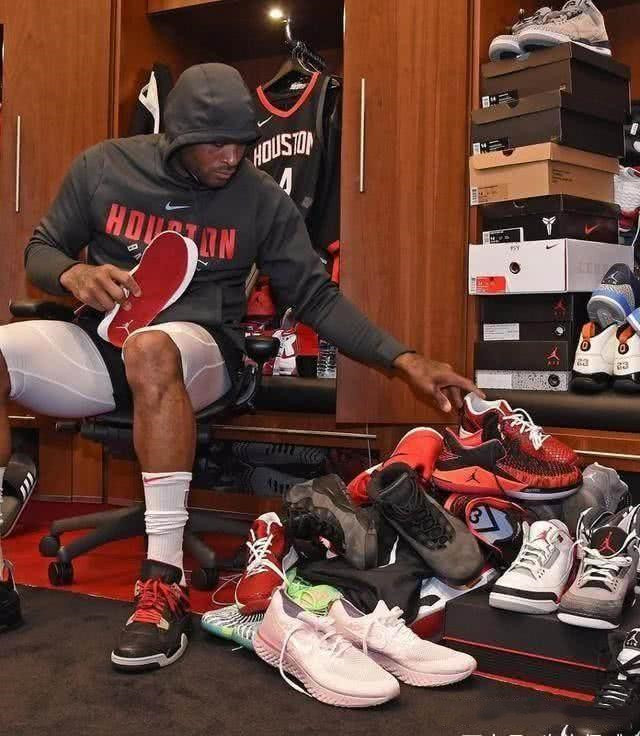 首节战罢 首节战罢