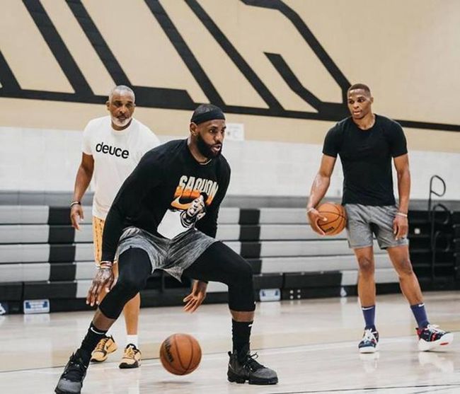 宫鲁鸣新国 宫鲁鸣新国